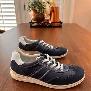 ECCO Leather Suede Oxford Blue Womens Size 39 EU Casual Sneakers
